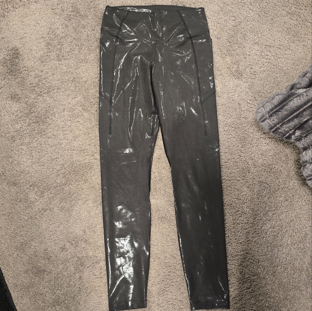PINK Victoria's Secret Active Wear Shiny Black Leggings w/ Pockets Womens Small